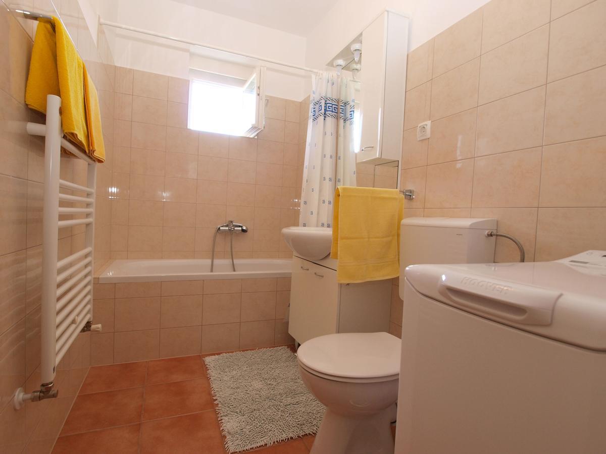 Apartment Silva 1133 Pula Exterior photo